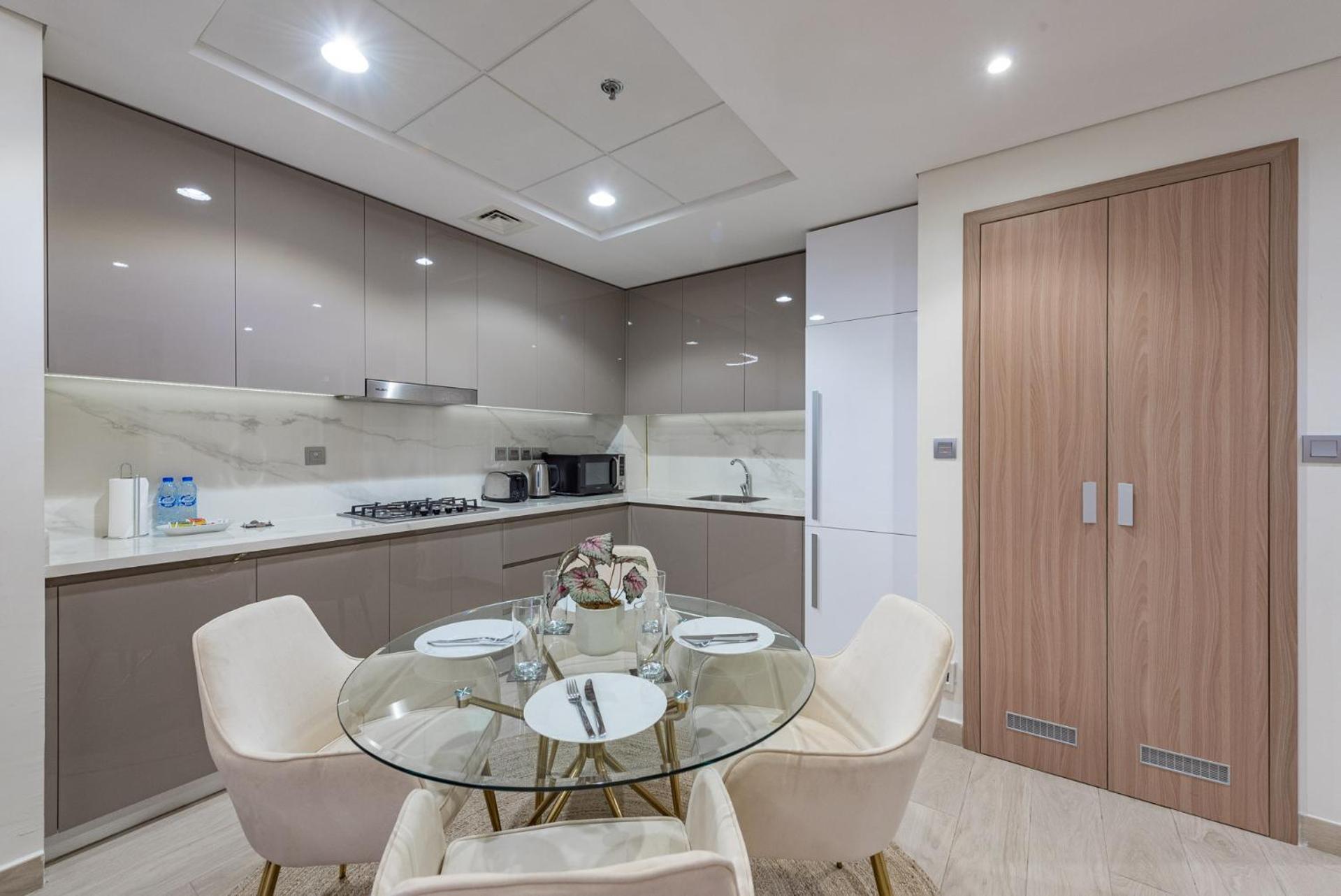 Cozy & Convenient 1Br Haven In Al Jaddaf Lägenhet Dubai Exteriör bild